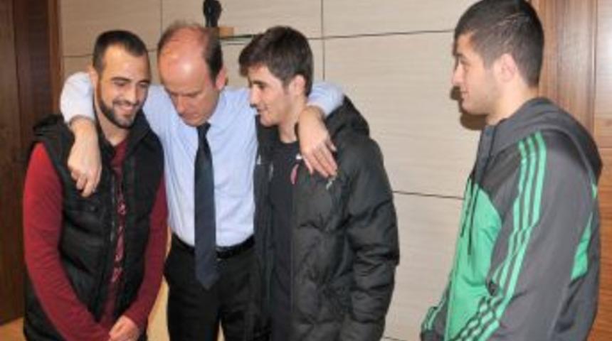 Baykan, Gen&ccedil; G&uuml;reş&ccedil;ilerden Olimpiyat Vizesi Istedi