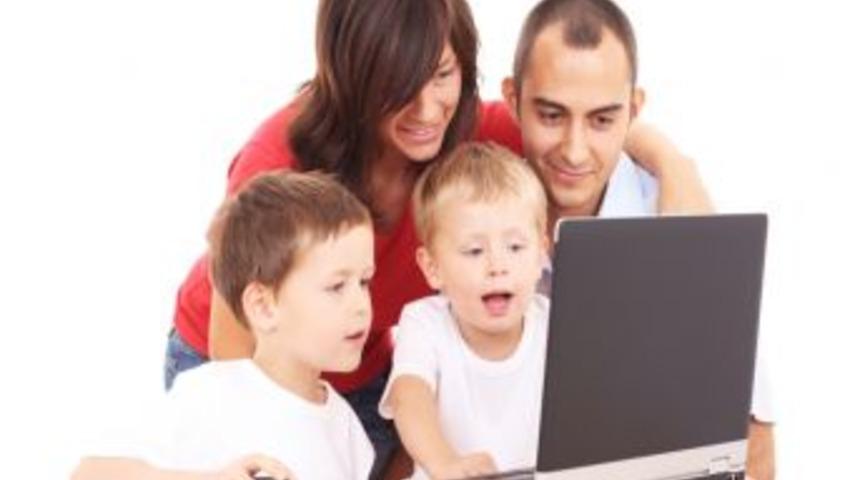 &Ccedil;ocuğunuzun Internet Bağımlısı Olmasını Istemiyorsanız, Ilgi G&ouml;sterin