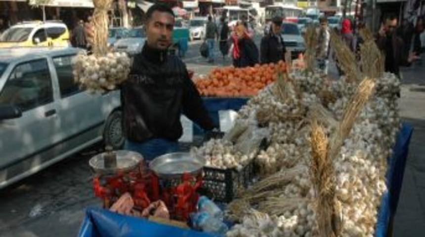 Diyarbakır Sarmısağı &Ccedil;in Sarmısağını Tezgahlara Mahkum Etti