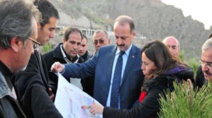 Başkan Akg&uuml;l, Kartaltepe Kentpark Projesi'ni Inceledi