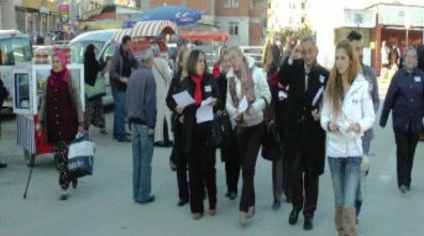 Chp’li Kadınlardan Kadına Şiddete Tepki