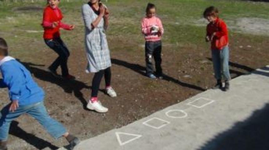 "Veliler &Ccedil;ocukları Ile Zaman Ge&ccedil;irmeli"