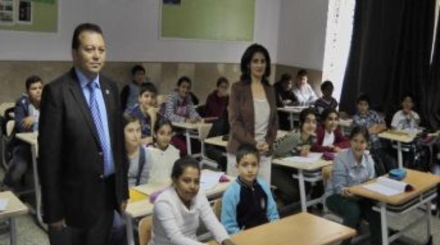 Okullarda Serbest Kıyafet