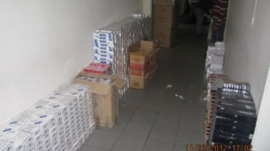 Bursa'da 22 Bin 960 Paket Ka&ccedil;a Sigara Ele Ge&ccedil;irildi