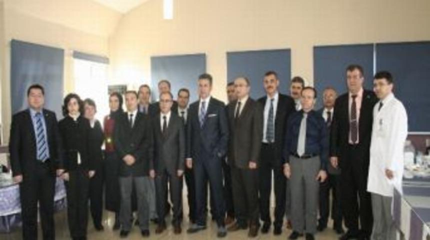 Kamu Hastaneleri Ticari Şirket Değil