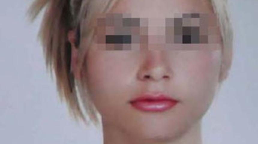 Gen&ccedil; kıza elle taciz