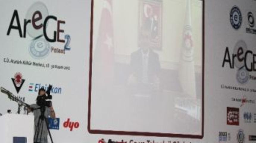 Bilim, Sanayi Ve Teknoloji Bakanı Nihat Erg&uuml;n: