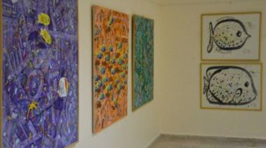 Aib&uuml;&rsquo;n&uuml;n İlk Mezunlarından Şenol Sak Resimleriyle B&uuml;y&uuml;ledi