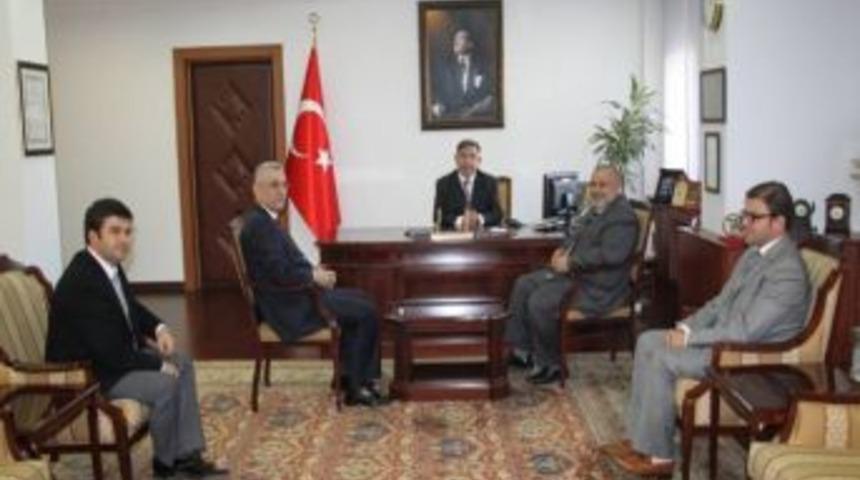 Rize Eski Milletvekili Yılmaz&rsquo;dan, Vali Yılmaz'a Ziyaret