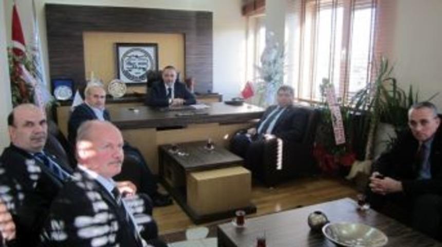 Sakarya Barosu Başkanlığı&rsquo;na Se&ccedil;ilen Recep Hacıey&uuml;poğlu&rsquo;na Ziyaretler S&uuml;r&uuml;yor