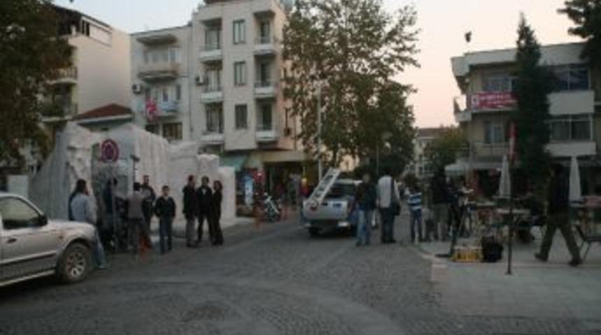 &ldquo;asfalt &Ccedil;i&ccedil;ekleri&rdquo; Sel&ccedil;uk&rsquo;ta &Ccedil;ekiliyor