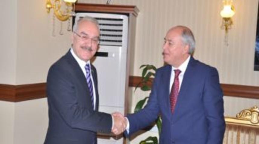 Başkonsolos Dmitry Talanov’dan Vali Yenigün’e Ziyaret