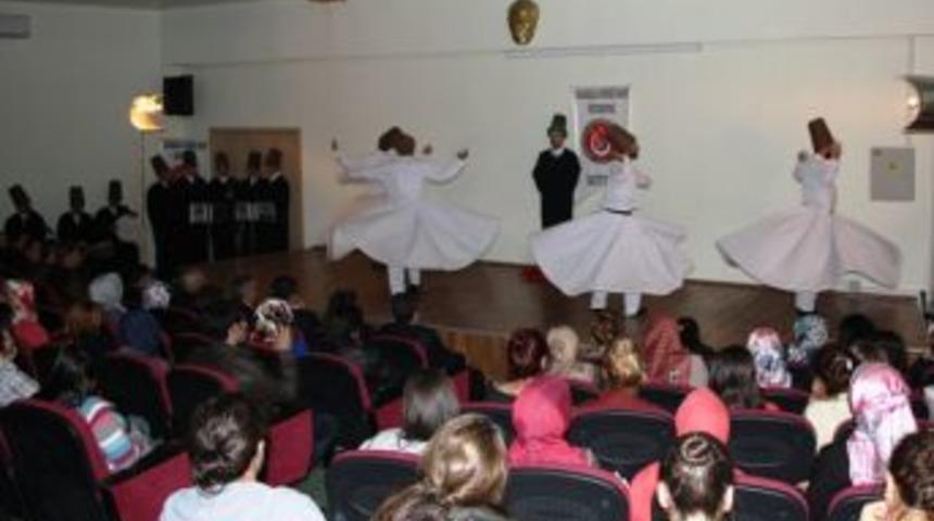 &Ccedil;om&uuml;'de aşure ve sema coşkusu yaşandı