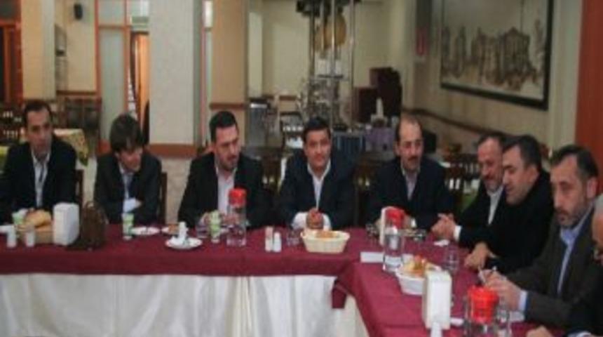 İhl Mezunları Sakarya İl&ccedil;e Dernekleri Toplandı