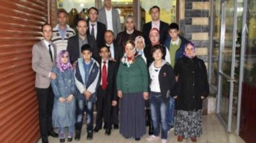 &Ccedil;ayırova'da 500 G&uuml;nde 500 Ev Ziyaret Edildi