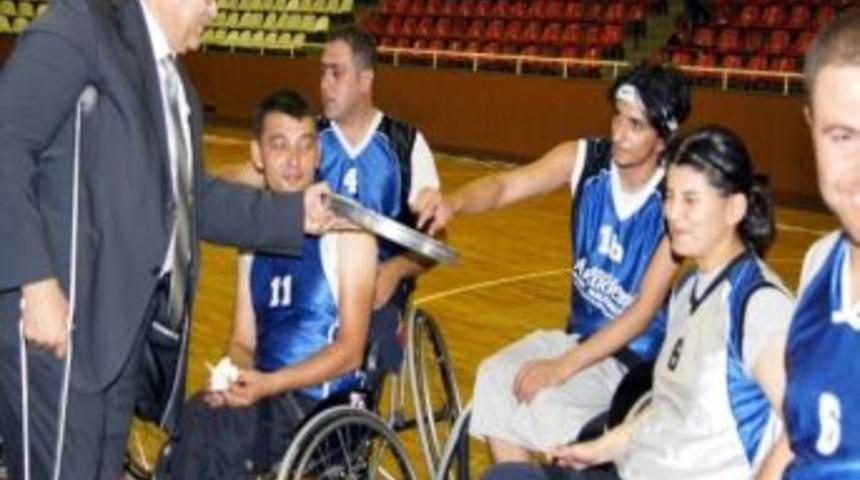 Tekerlekli Basketbol&rsquo;da Gaziantep S&ouml;z Sahibi