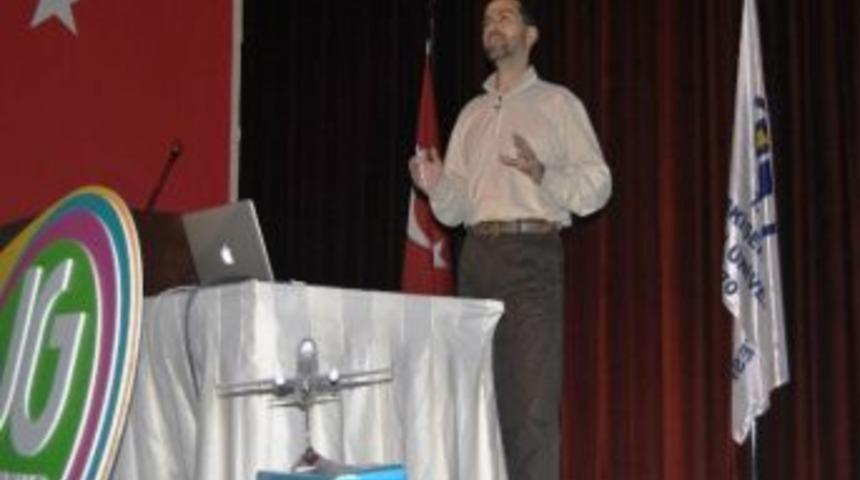 Akut Başkanı Mahruki Esog&uuml;'de "başarı Ve Sırları" Konferansı Verdi