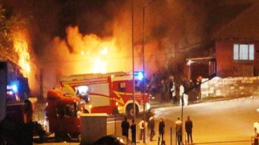 Başkent&rsquo;te Gecekondu Yangını