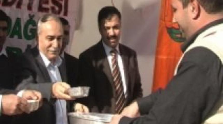 Belediye&rsquo;den 5000 kişiye aşure