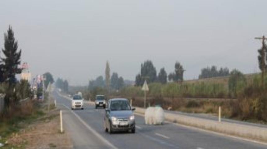 Yola D&uuml;şen Su Tankı Kazaya Neden Oluyordu