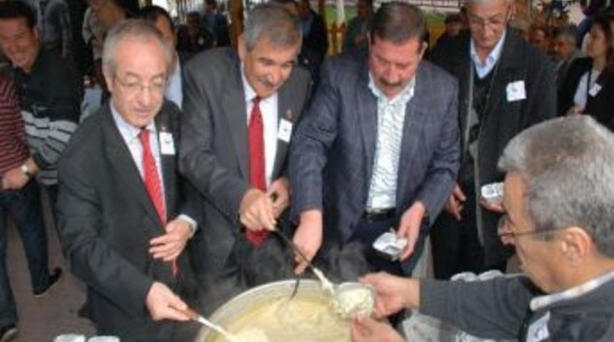 Yatağan'da Chp'li Kadınlardan Şiddete Karşı Keşkek G&uuml;n&uuml;