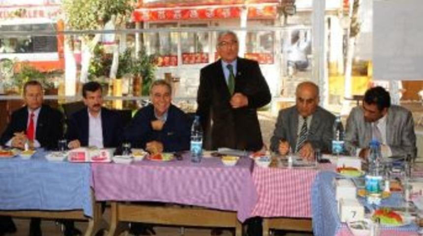 Başkan Kocaoğlu, Bucalı Muhtarların Sorunlarını Dinledi