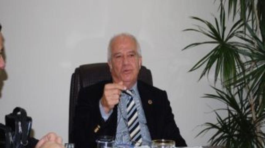 Başkan Akt&uuml;rk'ten Rekt&ouml;r Dilek'e Sitem