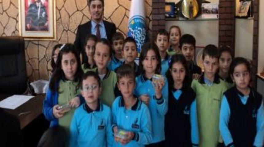 Sandıklı Koleji, Kamu Kurumlarında Aşure Dağıttı