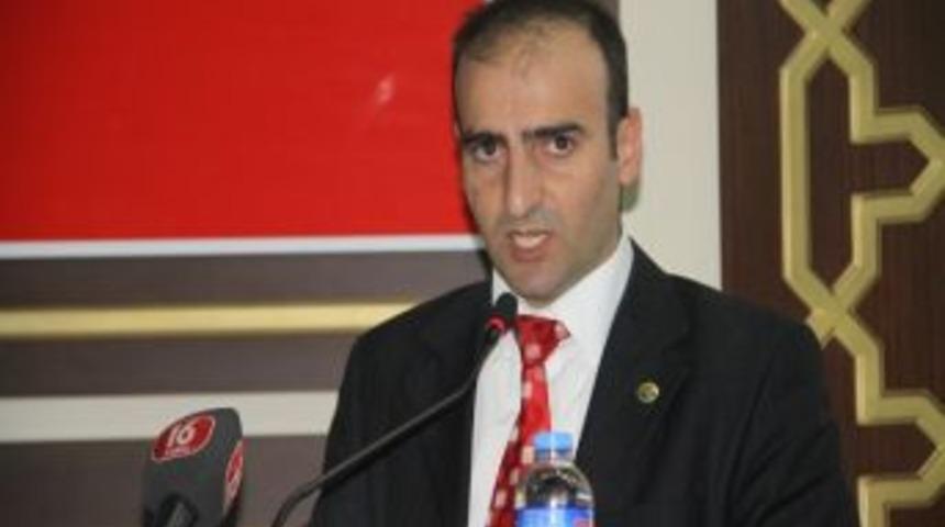 Sendikalardan Kılık Kıyafet A&ccedil;ıklaması: