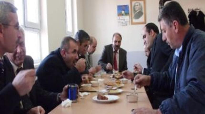 Orduzu'da Aşure İkramı