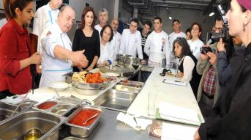 11 &Uuml;lkeden 38 Şef Aş&ccedil;ı Gaziantep'te T&uuml;rk Yemeği Yapmayı &Ouml;ğrenecek