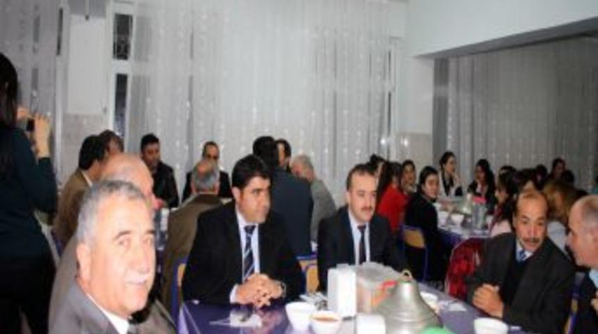 &Ccedil;ESDER, Anadolu Lisesi &Ouml;ğrencilerine İskilip Dolması Ikram Etti