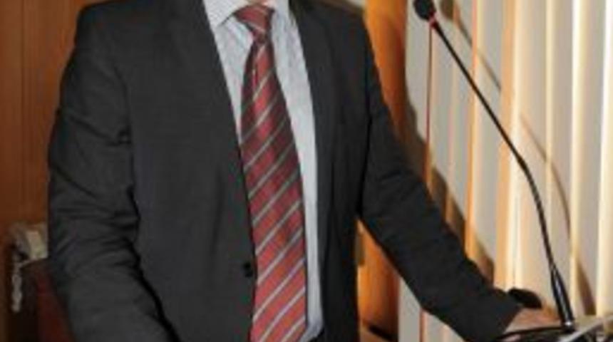 Denizli&rsquo;de Asfaltsız K&ouml;y Yolu Kalmadı