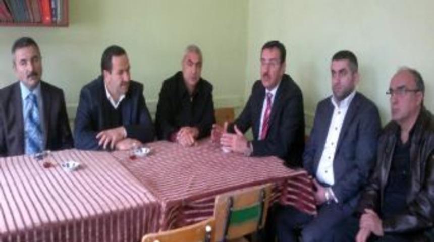 'ak Parti Doğanyol İl&ccedil;e Danışma Toplantısı' Yapıldı