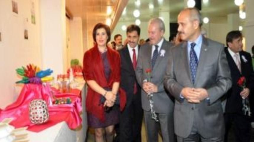 Salihli&rsquo;de &ldquo;atat&uuml;rk &Ccedil;ocukları Tasarım Sergisi&rdquo; A&ccedil;ıldı