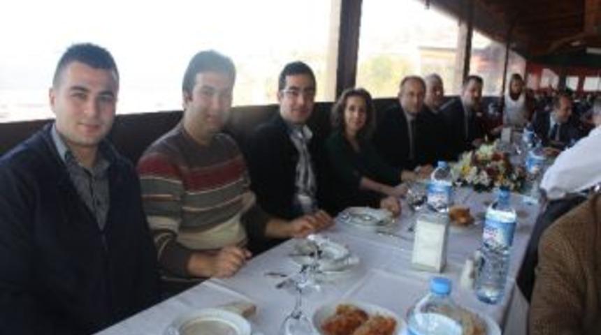 Sağlık&ccedil;ılar Asker Uğurladı