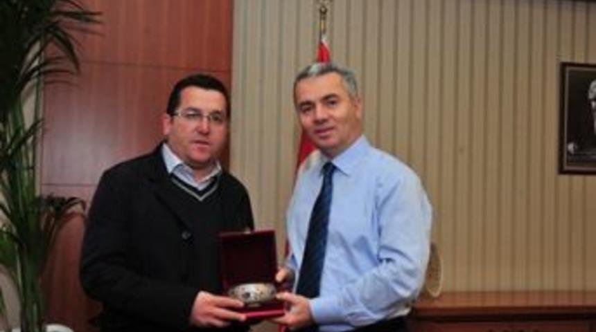 Dereli&rsquo;den Başkan Uzun&rsquo;a ziyaret