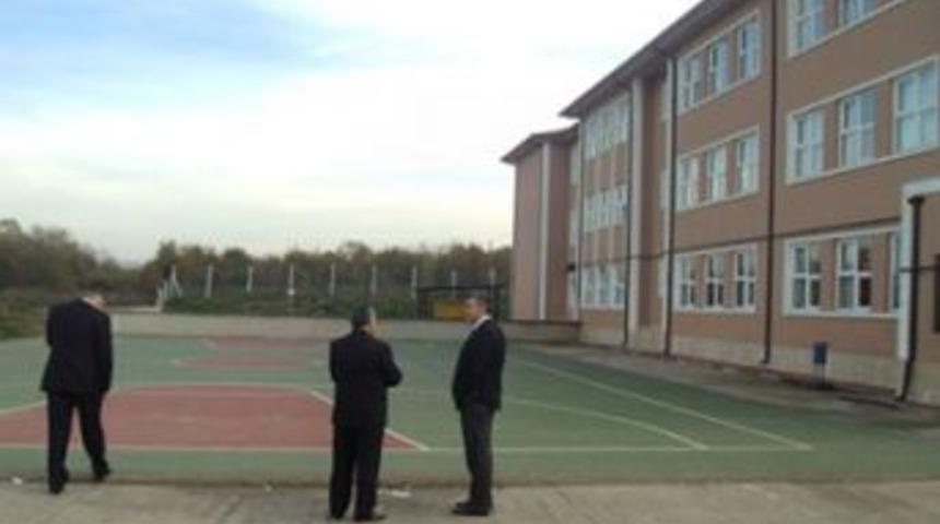 Kaymakam &Uuml;naldı&rsquo;dan okul mesaisi