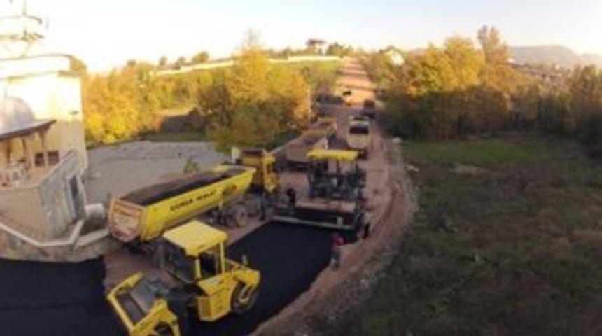 Başiskele&rsquo;nin sokakları asfaltlanıyor