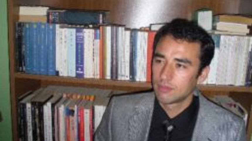 Eğitim Bir-sen Gercüş İlçe Başkanlığı'ndan Kılık Kıyafet Yönetmeliğine Tepki