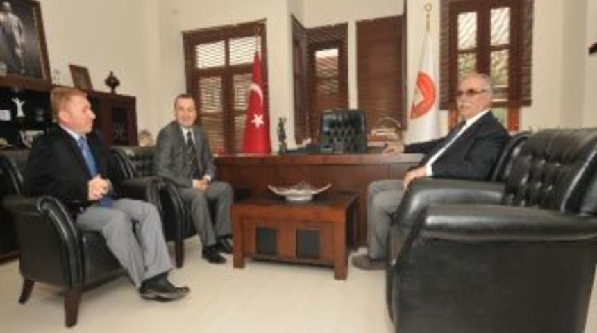 Belediye Başkanından Baroya Ziyaret