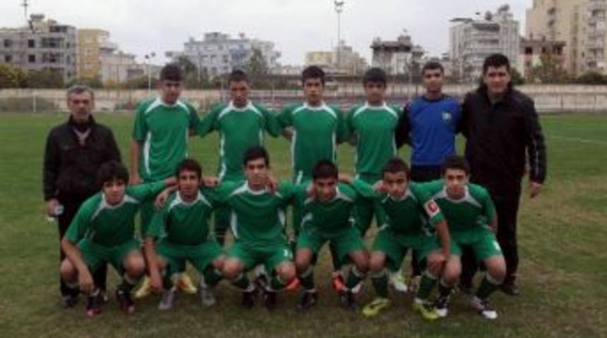 Şehitkamil Belediyespor U 17 Takımı 3 Puanı 3 Golle Kaptı