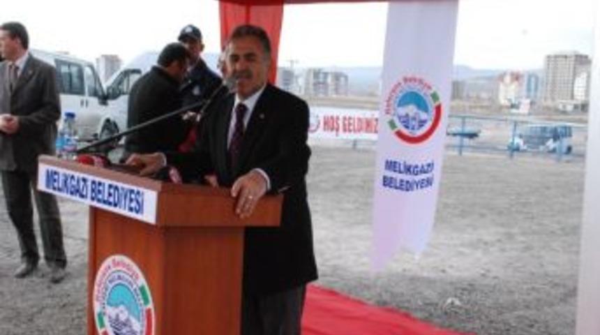 Büyükkılıç Kardeşlerden Eğitime Tam Destek