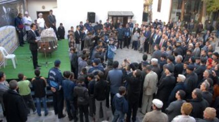 Afyonkarahisar&rsquo;da 40 Hatimli 40 Bin Kap Şifalı Aşurenin Duası Yapıldı