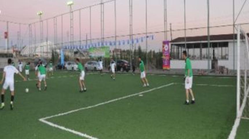 Ggc Ve Kayapınar Belediyesi&rsquo;nin D&uuml;zenlediği Halı Saha Futbol Turnuvası Başladı