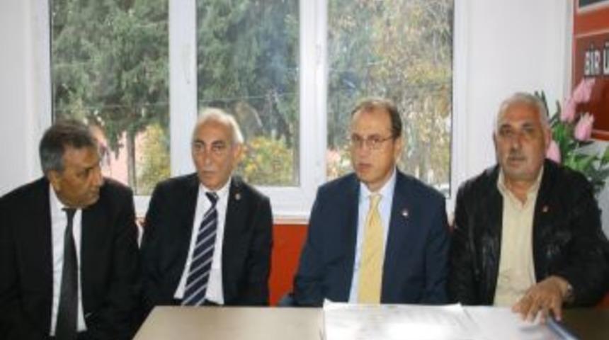 CHP Genel Başkan Yardımcısı G&uuml;neş, G&uuml;lnar Il&ccedil;e Teşkilatını Denetledi