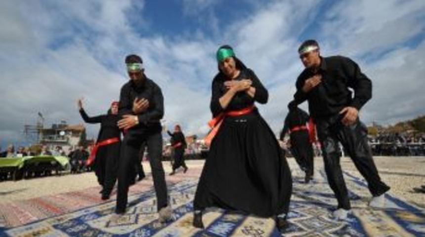 Uşak Alevi K&uuml;lt&uuml;r Derneği Aşure Etkinliği D&uuml;zenledi