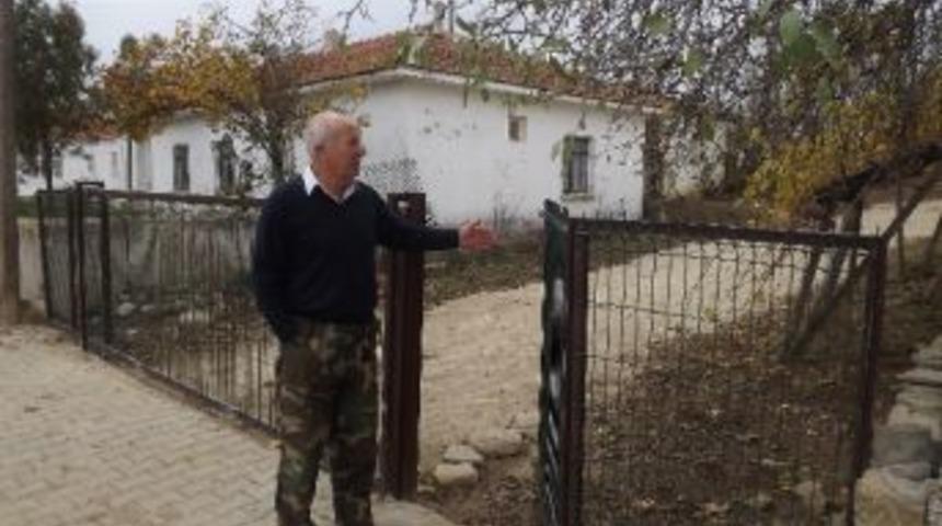 Aynı Gecede Üç Evi Soydular