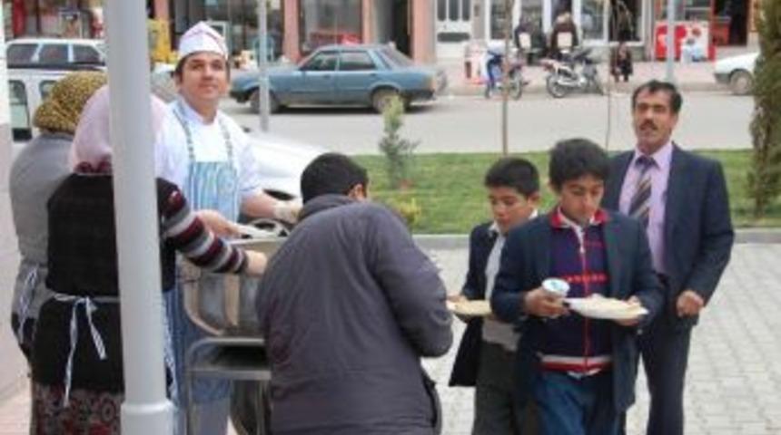 Yeni Hükümet Konağı İçin Çifte Kurban