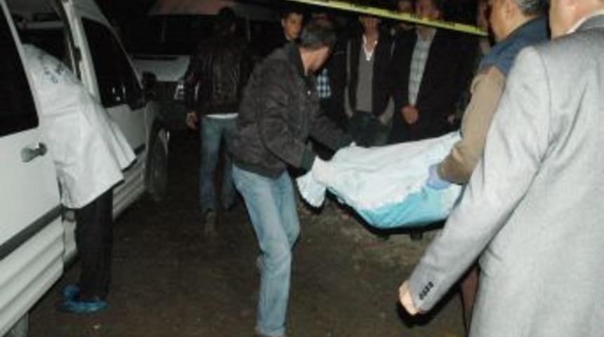 2 Yaşındaki Berkay Yangında Hayatını Kaybetti